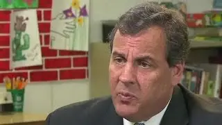 Christie defends immigration stance