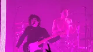 Love Me - The 1975 (December 5, 2015 Philadelphia, PA)