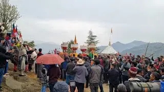 देव श्री हुरंग नारायण जी और देव श्री पशाकोट जी अपनी सेना के साथ महाशिवरात्रि मंडी जाते हुए