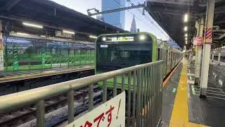山手線のホームに行った途端にまさかのラッピング列車が入線､その後にまたラッピング列車が来た？