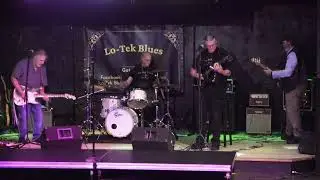 Lo-tek blues