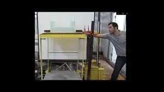 Structure equipped with TLCD under Free Vibration Test