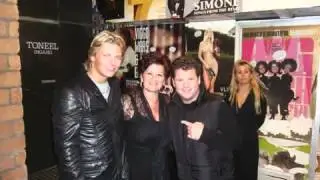 Andrea Hazes: De Vrouwelijke Lookalike van Andre Hazes met BNers