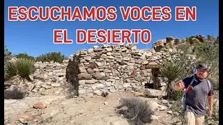 ESCUCHAMOS VOCES EN EL DESIERTO Y UNA PERSONA SIN CAMISA CRUZANDO EL DESIERTO