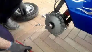 Smontaggio sostituzione prigionieri mozzo ruota VESPA PX125
