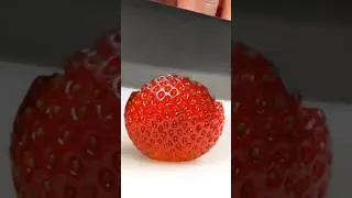 The PERFECT Strawberry Slice: Chef's Secret Technique | Viral Food Hack 🍓🔪