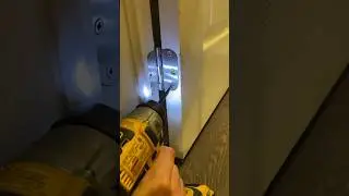How repair door by Dewalt dcf 877 #shorts #lifehacks #doorrepair #carpenter #sirmann