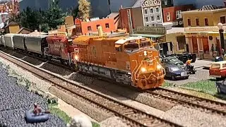 West Plains Model Railroad Club Christmas Display Highlights (Part II)