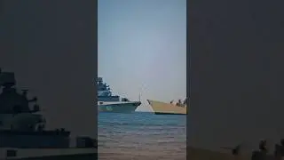 Русский эсминец пошел на таран корабля США!&raquo;#shorts