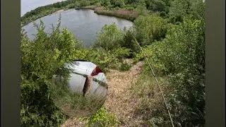 Sneaking Into ponds, trying to catch a monster fish￼