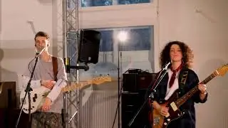 Love Me How You Need Me To (live)