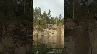 Карьерный прыжок #карьер #отдых #top #природа #прыжок #nature #прыжкивводу #lake #звук #отдыхающие