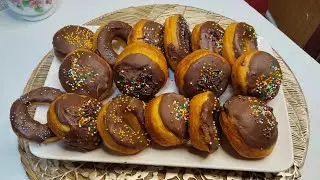 طريقه عمل 🥯#الدوناتس الغرقانه شكولاته خطييييره 🍫😋👌🏻#اكسبلور #وصفات #حلويات_سهلة #حلويات #الدوناتس 