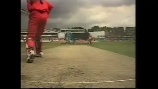 NEW ZEALAND v ZIMBABWE WORLD CUP SUPER SIX ODI #3 HEADINGLEY JUNE 6 1999 GEOFF ALLOTT MURRAY GOODWIN