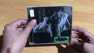 Unboxing Robbie Williams &ldquo;Greatest Hits&rdquo; CD from 2004