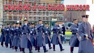 WINDSOR CASTLE GUARD Queen's Gurkha Engineers with Pipes of No. 12 Company Irish Guards NEW💂