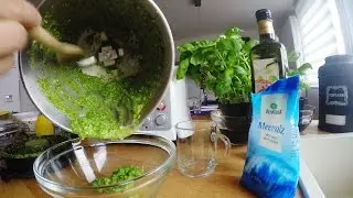 Basilikum-Pesto herstellen - Test | K&uuml;chenmaschine mit Kochfunktion | Aldi S&uuml;d - studio Mixer