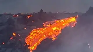 Coutnless lava spillovers at New Iceland Volcano 2023. Six hours past the start of the eruption.