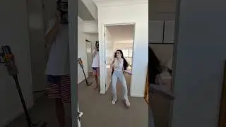 Short People Always Win 🤪 #youtubeshorts #prank #funny