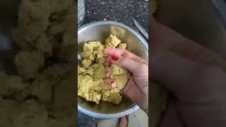 Salgado maromba de frango e batata doce