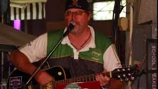 Harrys hotel live music in Pattaya