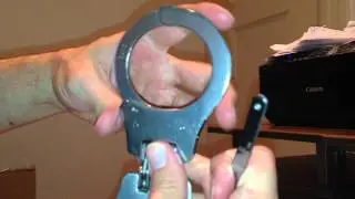 Schloss knacken Handschellen/Handcuffs open/Lock Picking/Dietrich