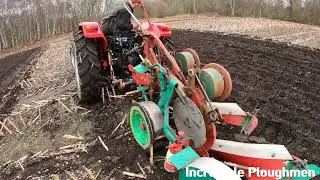 2010 Massey Ferguson 420 4WD 3.3 Litre 3-Cyl Diesel Tractor (64 HP) with Plough