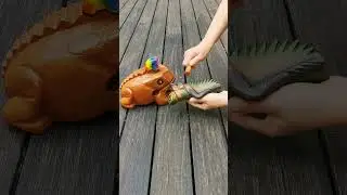 wooden frog vs wooden grasshopper asmr #shorts