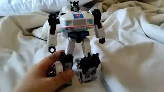 Jazz G1 original toy vs Transformers revenge of the fallen and the city of this or any other server 