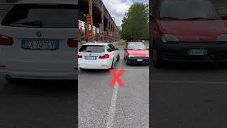 Come uscire dal parcheggio con l&rsquo;auto? #uscire #parcheggio #auto #segreto @skerdix