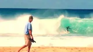 SURFE: Gabriel Medina e Mick Fanning treinam em Pipeline