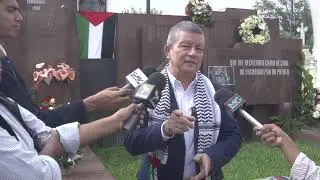Conferencia de Prensa, Manuel Flores