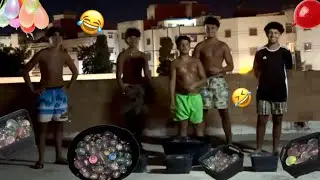 EXTREME 300 WATER BALLOON BATTLE!!😱🎈💦- معركة 300 بالون مائي مثيرة!!