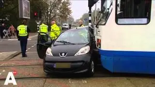 Gewonde bij botsing met tram 5