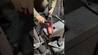 Transforming a Knife with a Unique Forging Method #shorts
