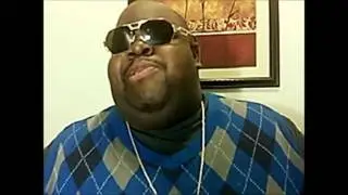 Fat Black Guy Reviews: Wendy's Hot 'N Juicy burger lol