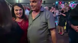 Valdir Pasa- Flor do meu Jardim Clube da cerveja Baile do Clair Damim Gravatai RS