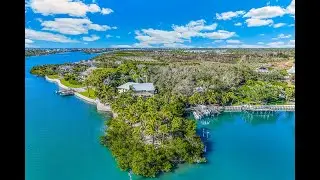 55 Spyglass Alley, Placida, Florida 33946