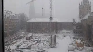 Dez. 2017 Blick vom Wallraf-Richartz Museum auf den Rathausplatz und der Baustelle von der Miqua