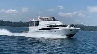 Carver 466 Running at 18 knots