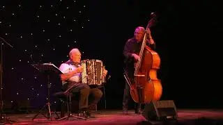 Roger Pluymers - Rode rozen, rode lippen, rode wijn
