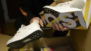 ULTRA BOOSTS FROM TAOBAO - HAUL UNBOXING
