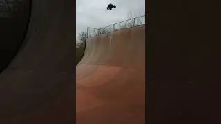 Super flip #rc flip #skatepark #traxxas #xmaxx