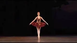 SLEEPING BEAUTY - Fairy of the Golden Vine (Emma Maguire - Royal Ballet)