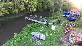 Ausbildung Einsatz-Ger&uuml;stsystem (EGS) Bau eines Hochwasser Stegs