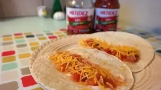 Easy Mexican Recipes: Herdez Salsa Casera Maria's Tortillas Recreation