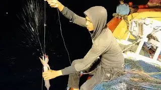 Hujan Strike|| Mancing Cumi Cumi Di Tengah Laut Nelayan Tradisional Rembang - Cupliz Ahmad