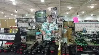 National Trappers Convention Hawaiian day