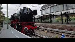 VSM 23 071 + 2459 + 2530 Komt met stoom trein wagons door Haarlem #treinwereld met @OV_NEDERLAND 😍🥰🤩