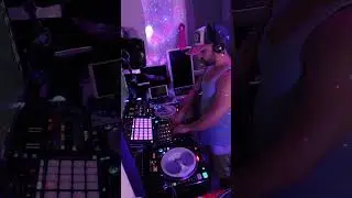 Adam Dixon - Tomorrow vs Van Der - At my Side